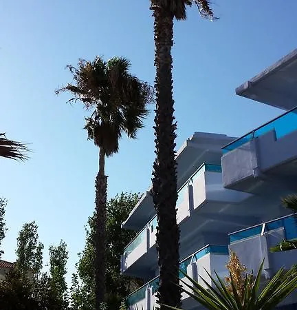 Area Blue 3* יאליסוס