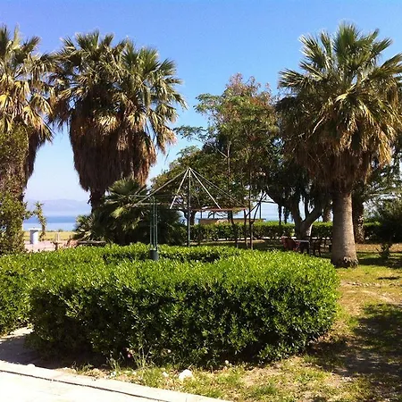 Area Blue יאליסוס