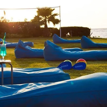 מלון דירות Area Blue יאליסוס