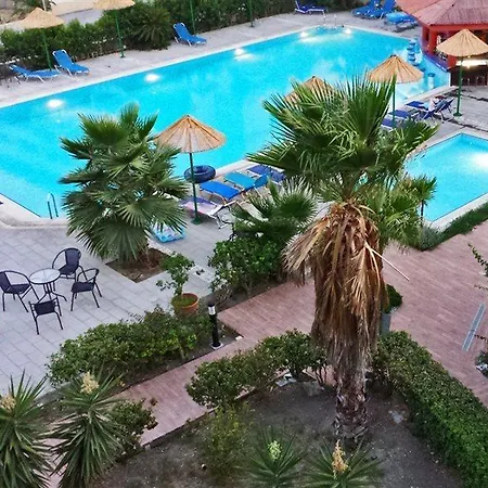 Area Blue Aparthotel 3*