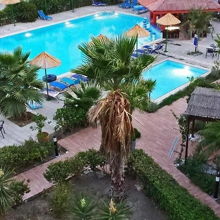 Area Blue מלון דירות 3*