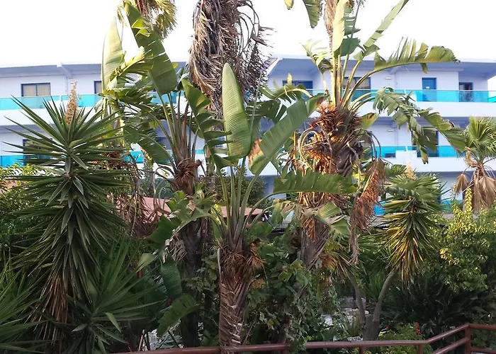 Area Blue Apartmanhotel 3*